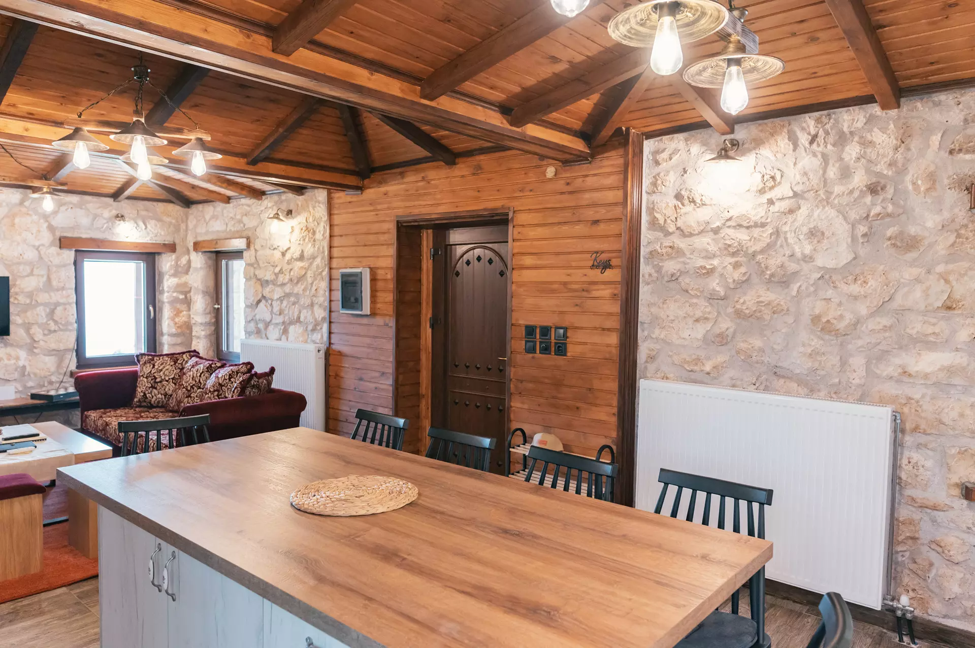 Vasiligianni living room and kitchen